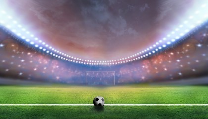 开云体育入口-利物浦采用“高压逼抢”战术，连续三场零封，利物浦压哨转会